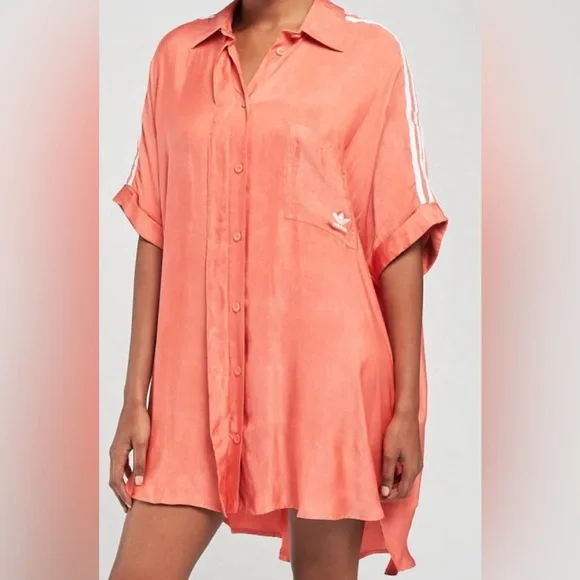 NWT ADIDAS SATIN MINI SHIRT DRESS. Size Small but is over size, can fit a M/L - Picture 4 of 7